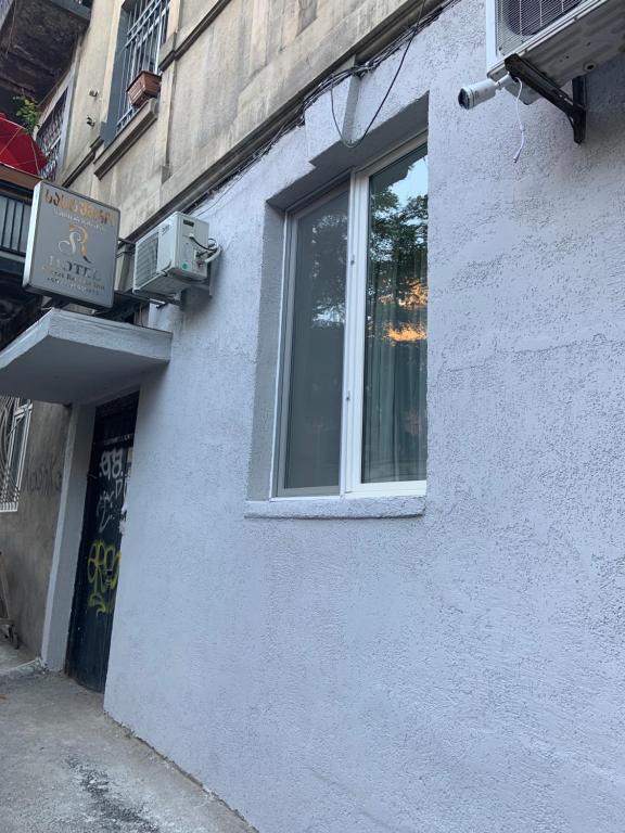 Sweet Rooms Inn room 2